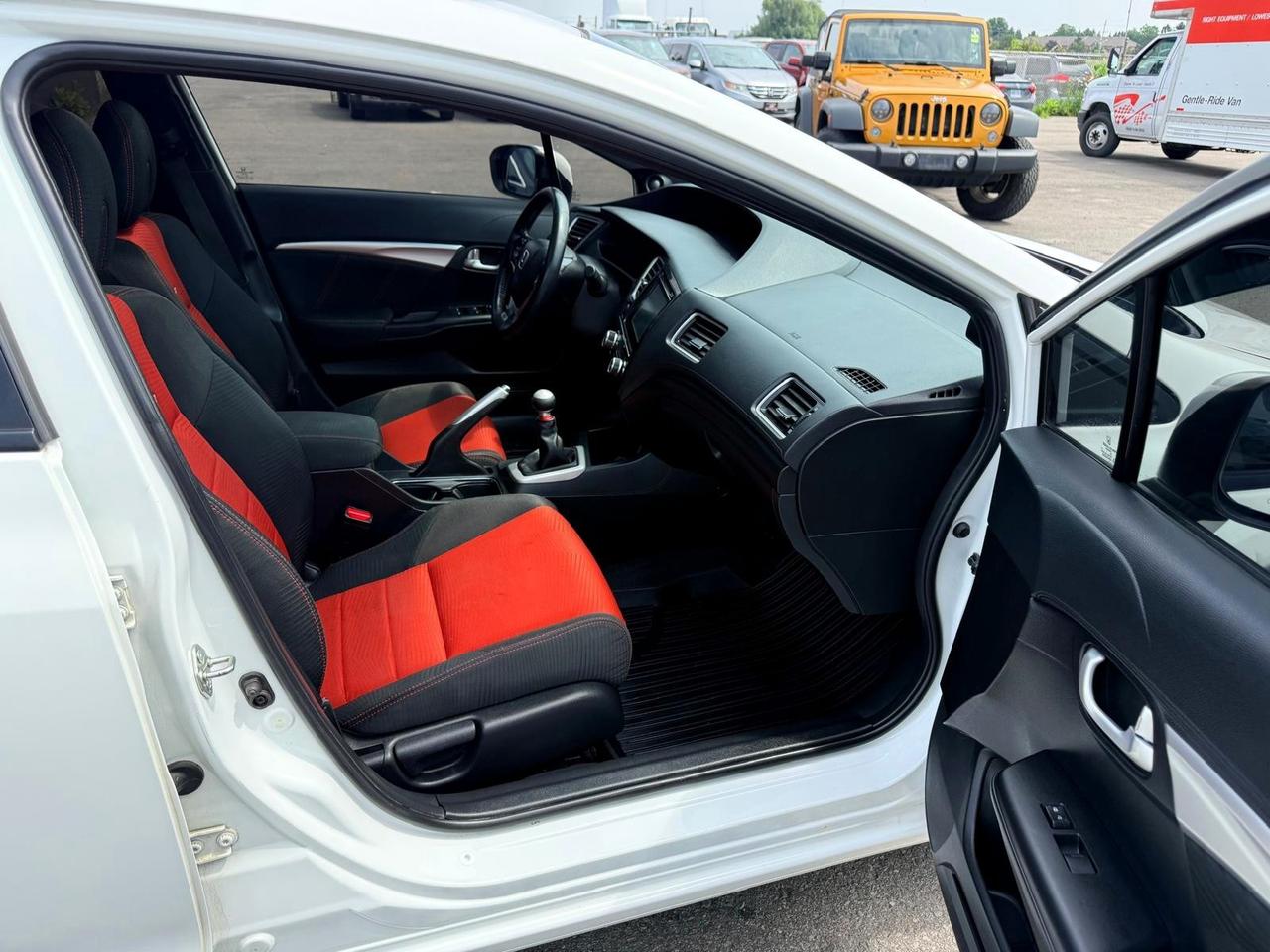 2015 Honda Civic 4dr Man Si Photo