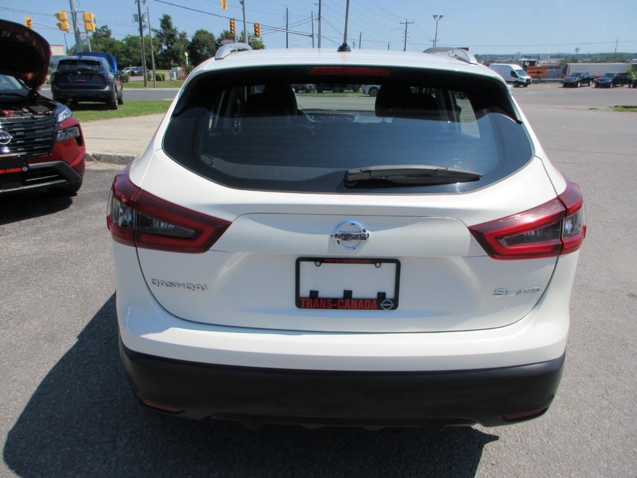 2021 Nissan Qashqai  Photo3