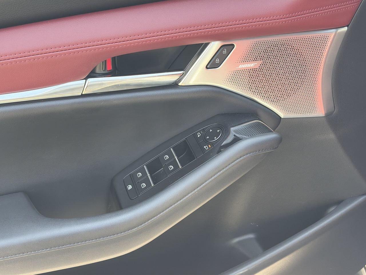 2020 Mazda MAZDA3 GT at Photo