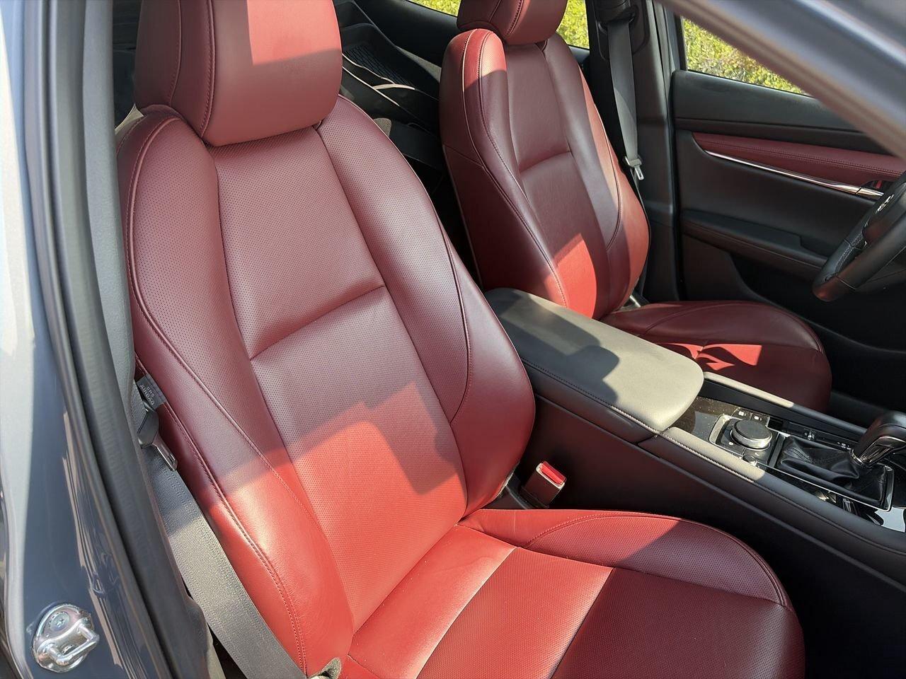 2020 Mazda MAZDA3 GT at Photo
