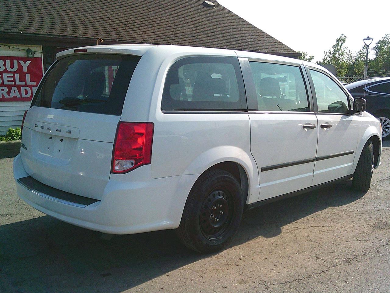 2015 Dodge Grand Caravan CANADA VALUE PACKAGE Photo