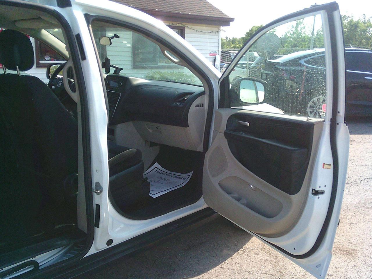 2015 Dodge Grand Caravan CANADA VALUE PACKAGE Photo