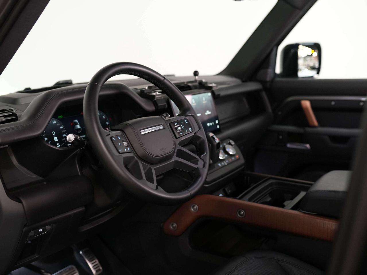 2023 Land Rover Defender X | P400 | PANO | MERIDIAN | 22 IN Photo