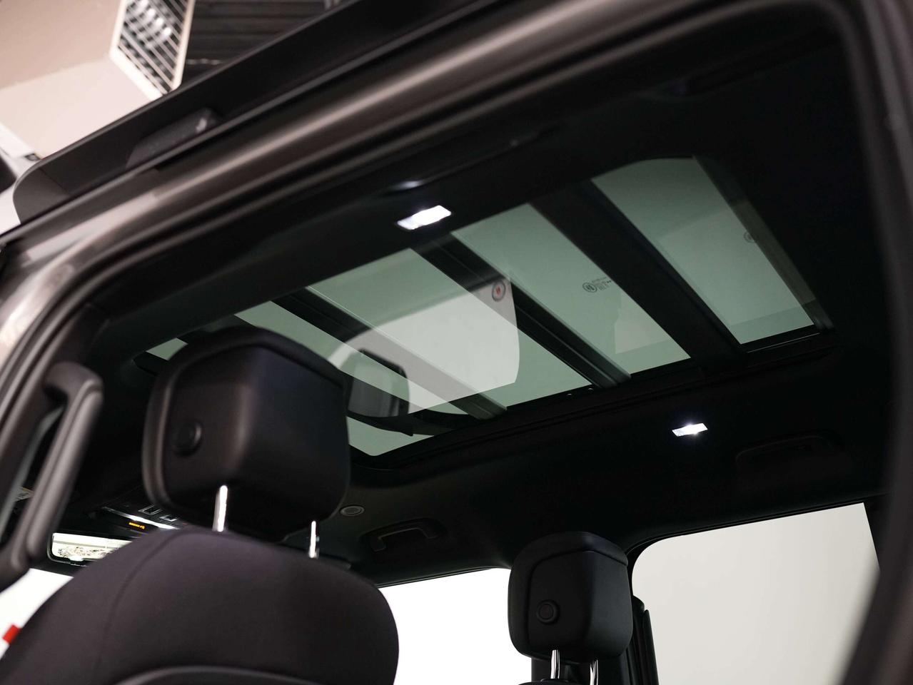 2023 Land Rover Defender X | P400 | PANO | MERIDIAN | 22 IN Photo