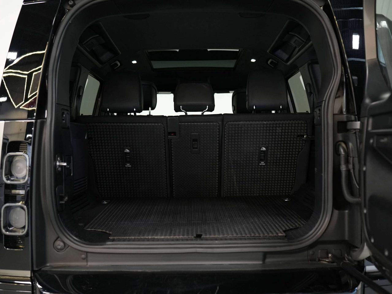 2023 Land Rover Defender X | P400 | PANO | MERIDIAN | 22 IN Photo