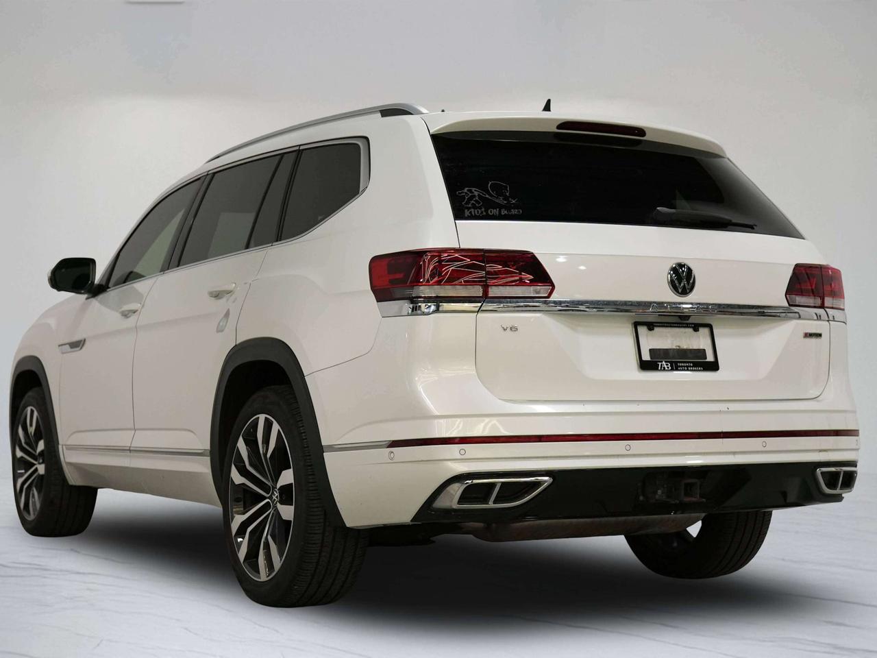 2021 Volkswagen Atlas R-LINE | EXECLINE | 6 PASS | PANO | 21 IN Photo4