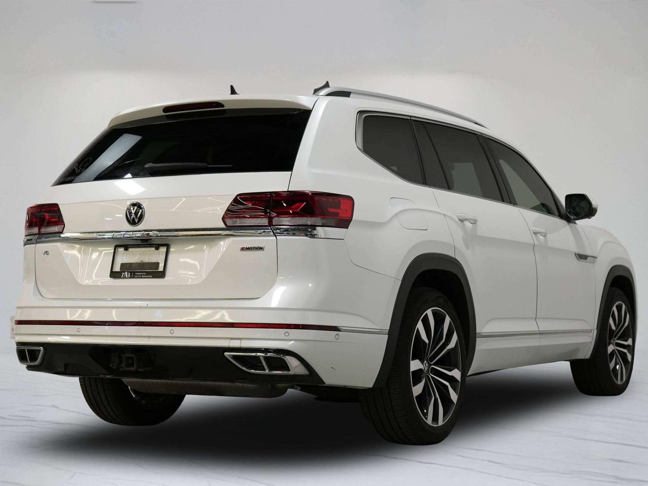 2021 Volkswagen Atlas R-LINE | EXECLINE | 6 PASS | PANO | 21 IN Photo