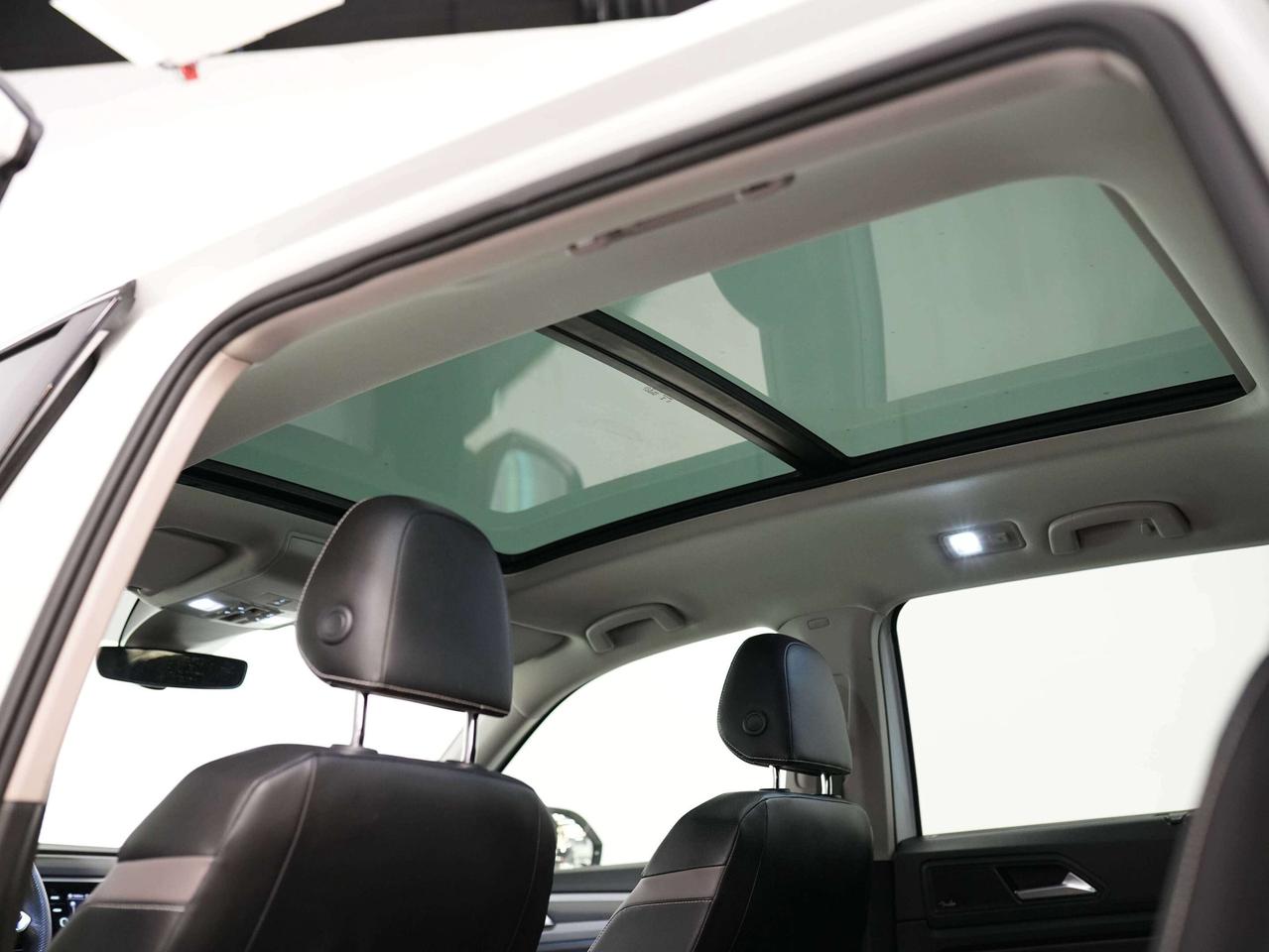 2021 Volkswagen Atlas R-LINE | EXECLINE | 6 PASS | PANO | 21 IN Photo