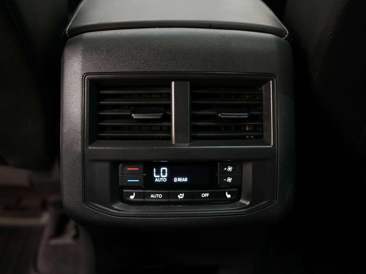 2021 Volkswagen Atlas R-LINE | EXECLINE | 6 PASS | PANO | 21 IN Photo