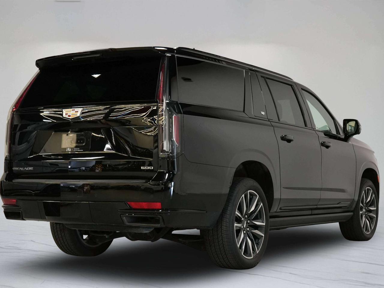 2023 Cadillac Escalade SPORT | REAR ENTERTAINMENT | 7 PASS | 22 IN Photo