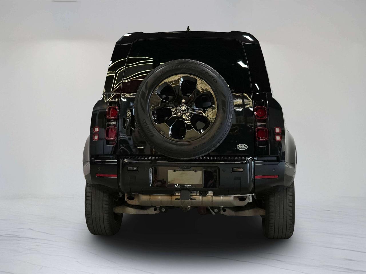 2023 Land Rover Defender X DYNAMIC | P400 | PANO | MERIDIAN | 20 IN Photo