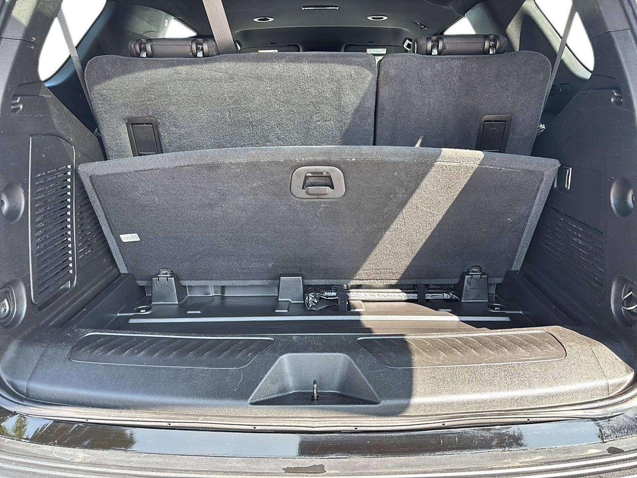 2024 GMC Yukon SLE Photo