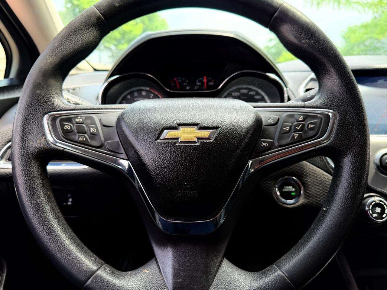 2016 Chevrolet Cruze 1LT 4dr Sedan (1.4L 4cyl Turbo 6A) Photo