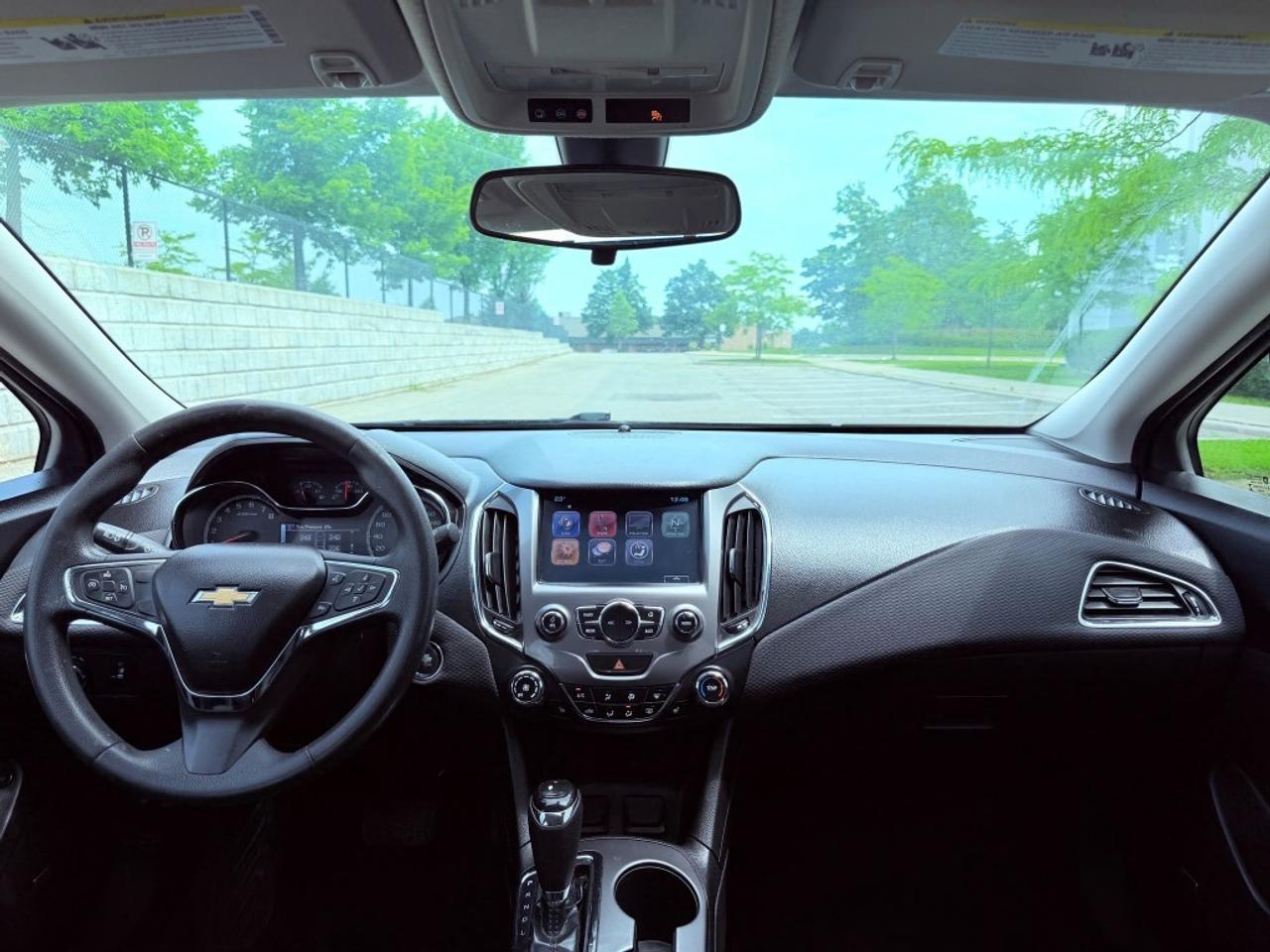 2016 Chevrolet Cruze 1LT 4dr Sedan (1.4L 4cyl Turbo 6A) Photo