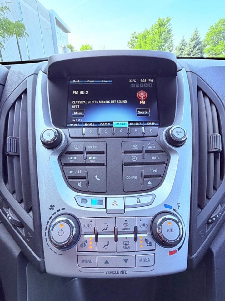 2014 Chevrolet Equinox LT 4dr SUV w/1LT (2.4L 4cyl 6A) Photo