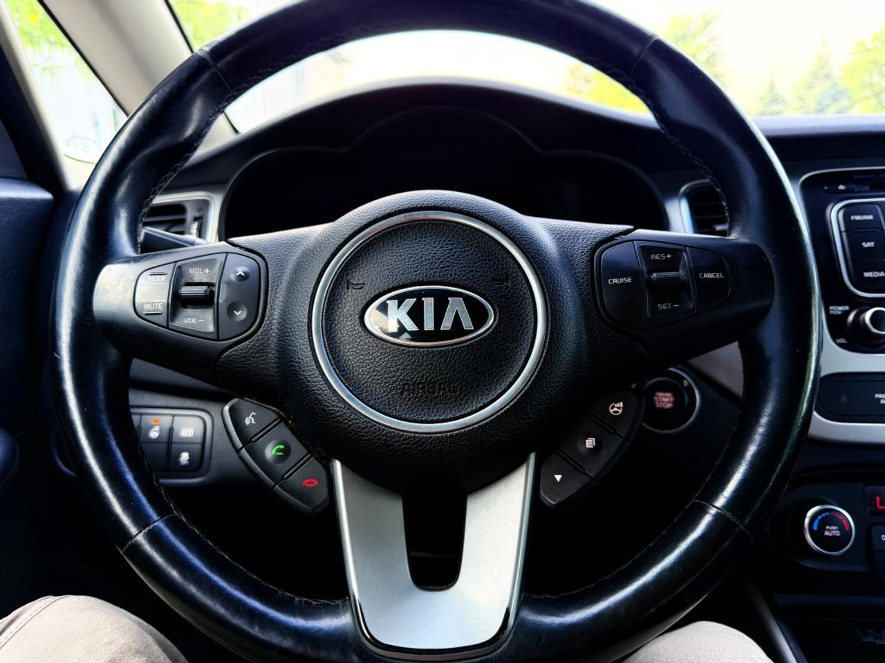 2015 Kia Rondo GLS(Middle grade) Photo
