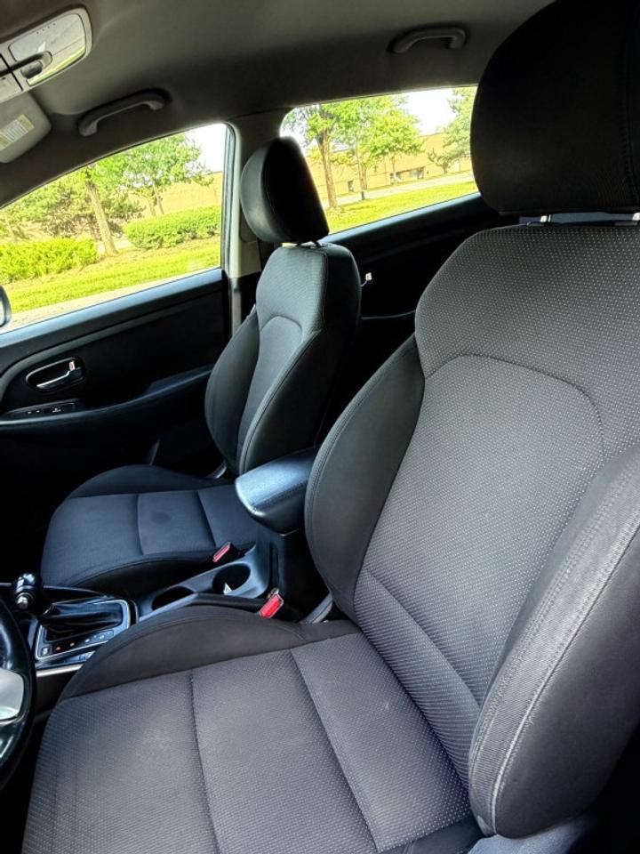 2015 Kia Rondo GLS(Middle grade) Photo