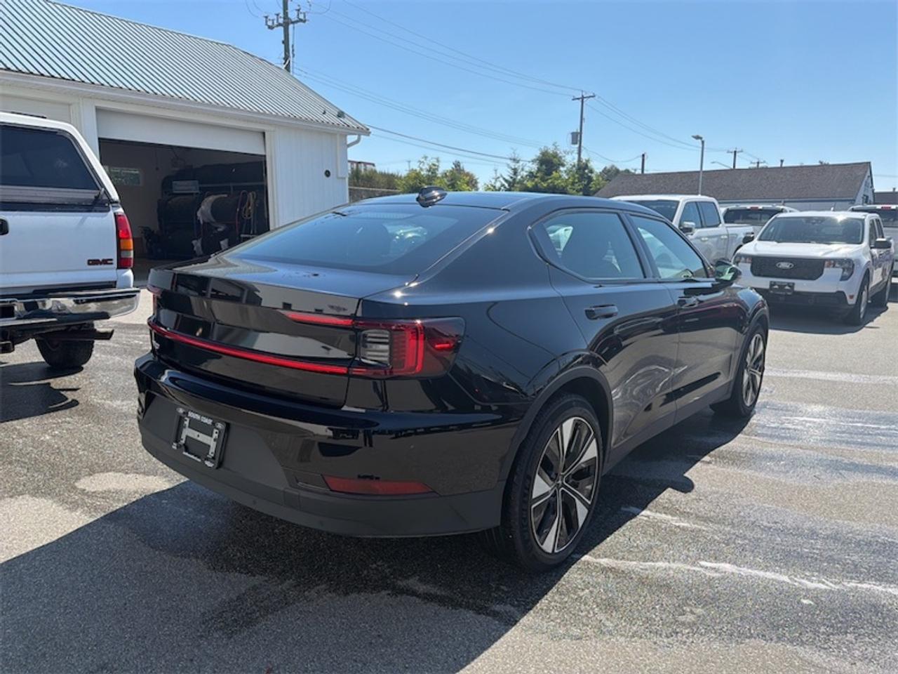 2024 Polestar 2 Long Range Dual Motor Plus  - Low Mileage Photo4