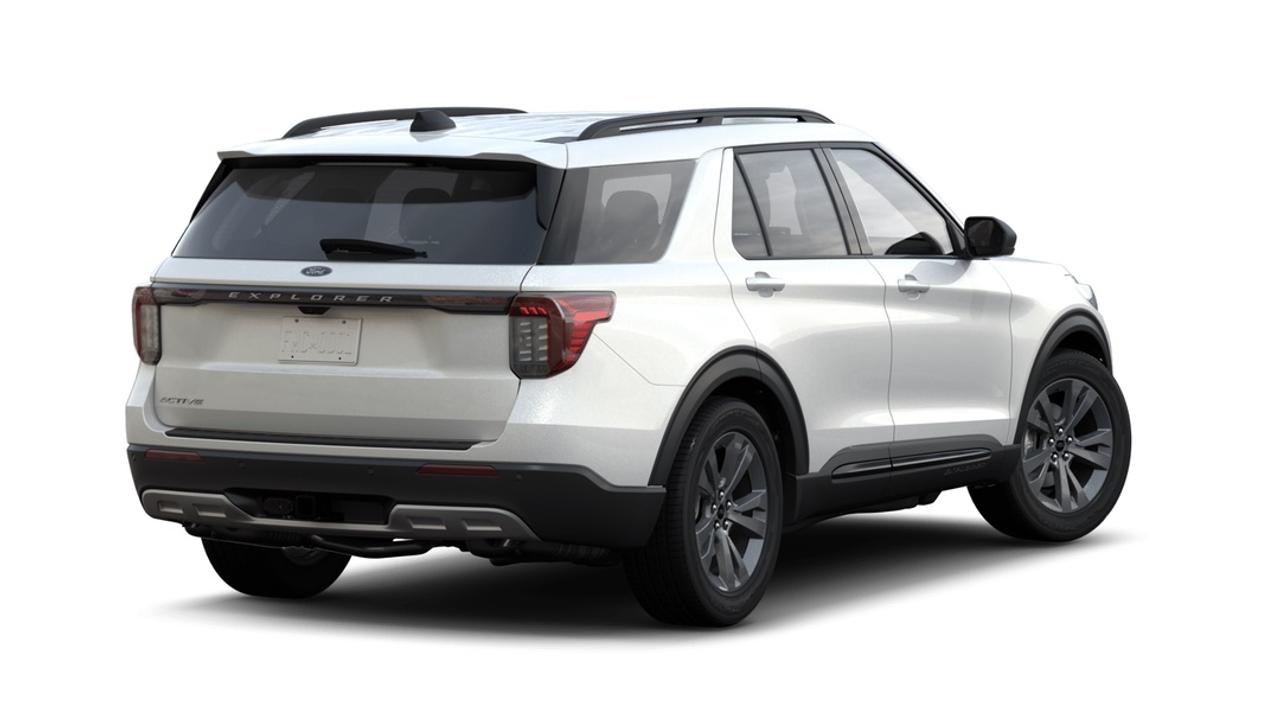 2025 Ford Explorer Active Photo
