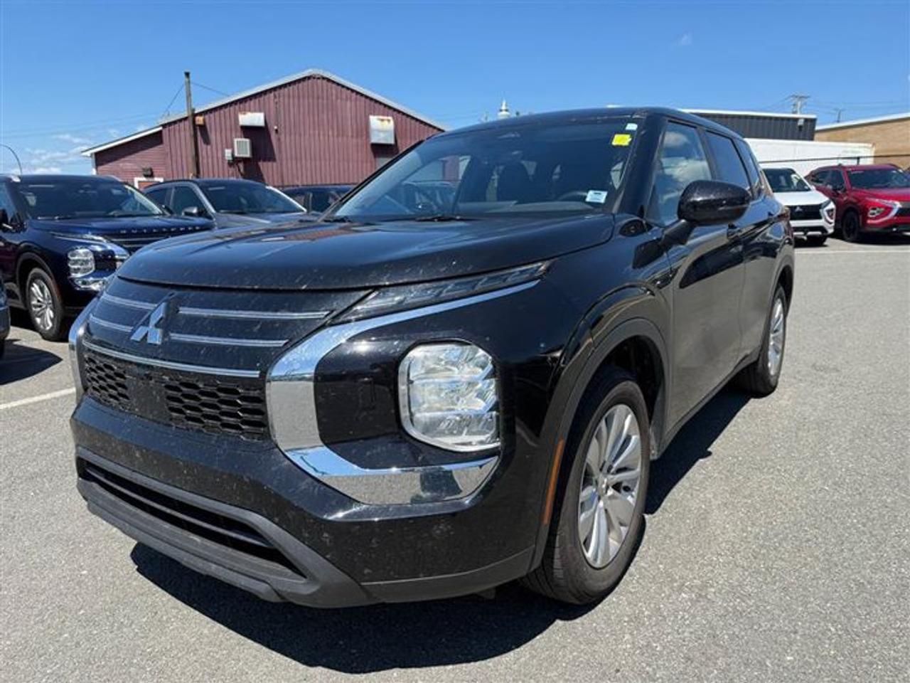 Recent Arrival! 2025 Mitsubishi Outlander ES 4WD.Labrador Black Pearl 2025 Mitsubishi Outlander ES 4WD CVT 2.5L 4-Cylinder DOHCSteele Mitsubishi has the largest and most diverse selection of preowned vehicles in HRM. Buy with confidence, knowing we use fair market pricing guaranteeing the absolute best value in all of our pre owned inventory!Steele Auto Group is one of the most diversified group of automobile dealerships in Canada, with 60 dealerships selling 29 brands and an employee base of well over 2300. Sales are up over last year and our plan going forward is to expand further into Atlantic Canada and the United States furthering our commitment to our Canadian customers as well as welcoming our new customers in the USA.