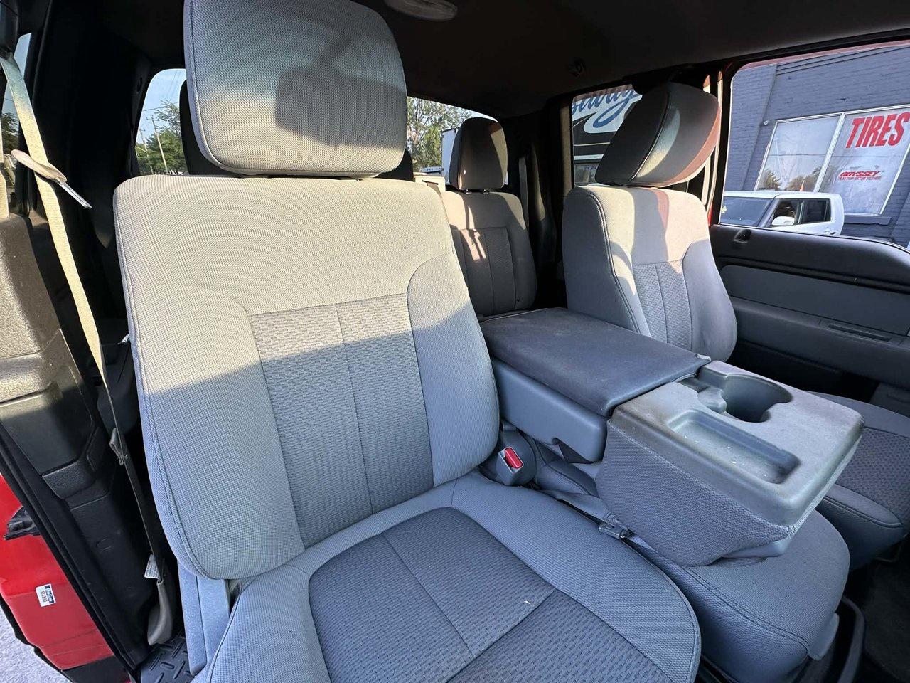 2011 Ford F-150 XLT Photo