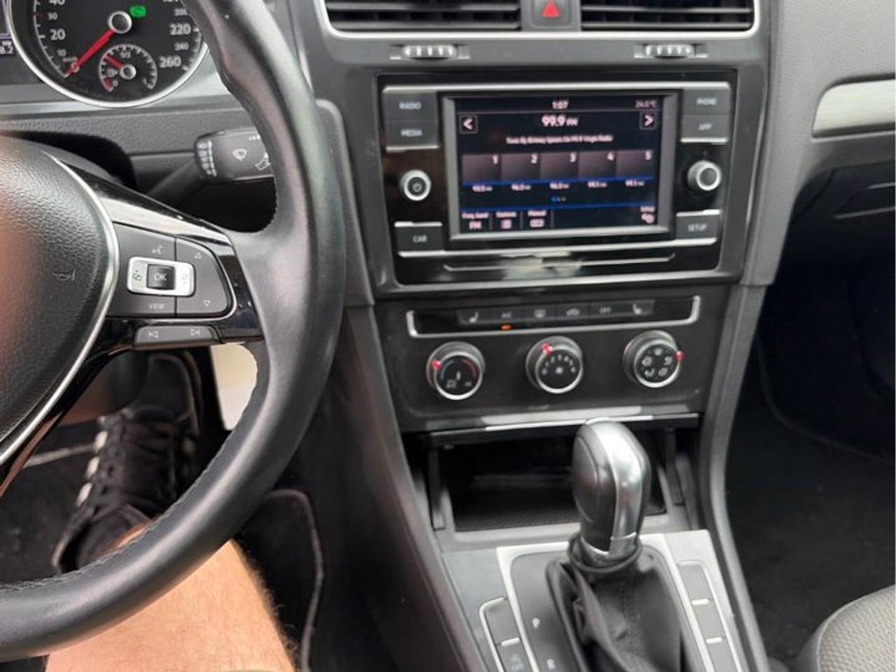 2019 Volkswagen Golf Comfortline | Heated Seats | Adaptive Cruise | Rear Camera | Alloy Wheels and more! Photo2