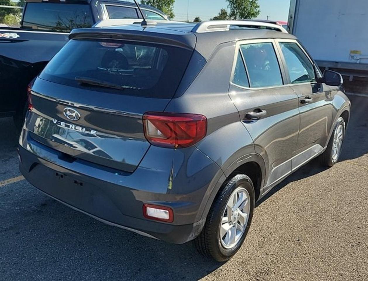 2025 Hyundai Venue Preferred | Heated Wheel + Seats | CarPlay + Android | Rear Camera | and More ! Photo