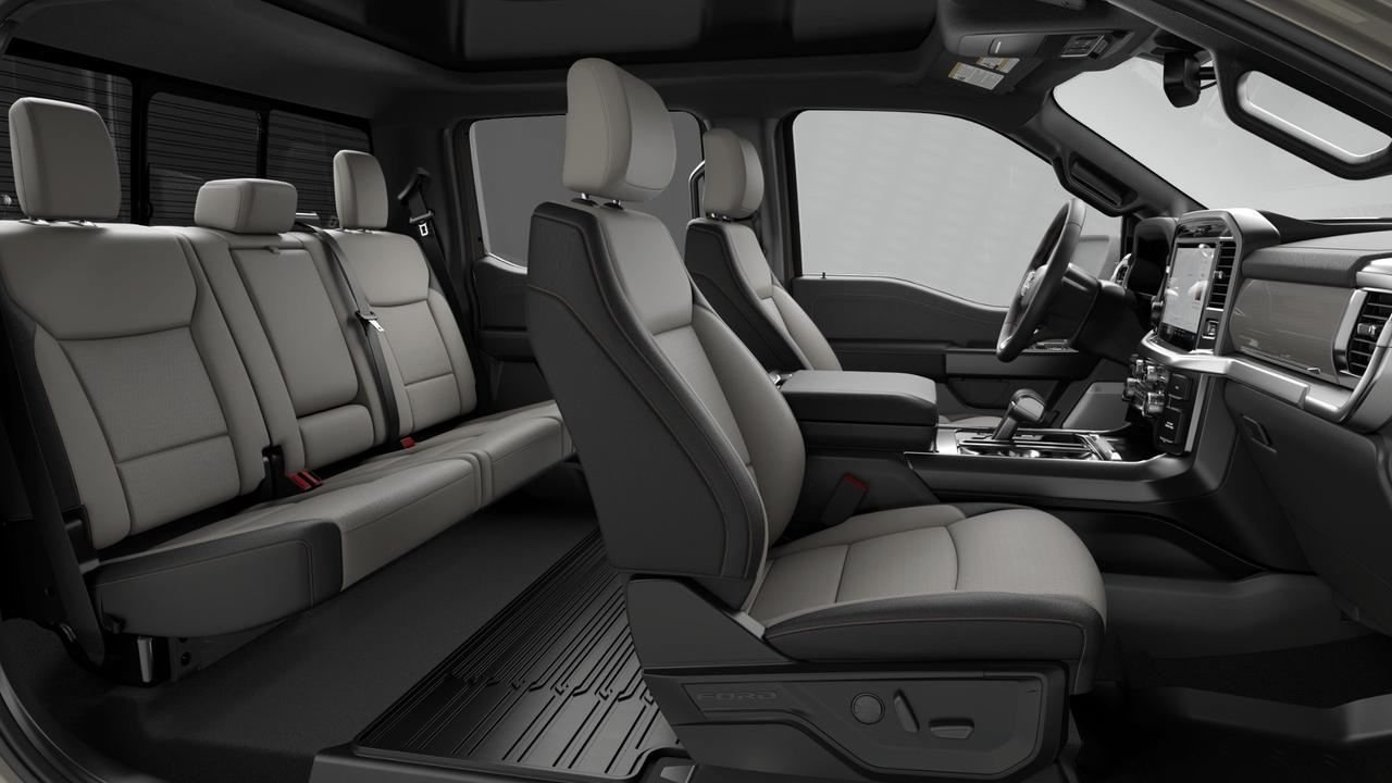 2026 Ford F-150 Lariat Photo3