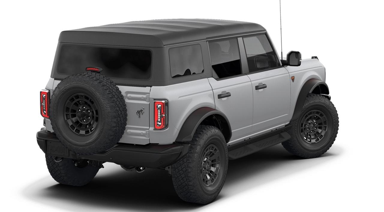 2026 Ford Bronco Badlands Photo