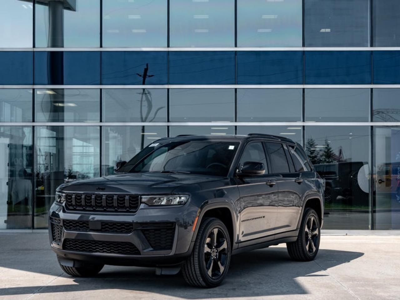 2026 Jeep Grand Cherokee Altitude Photo