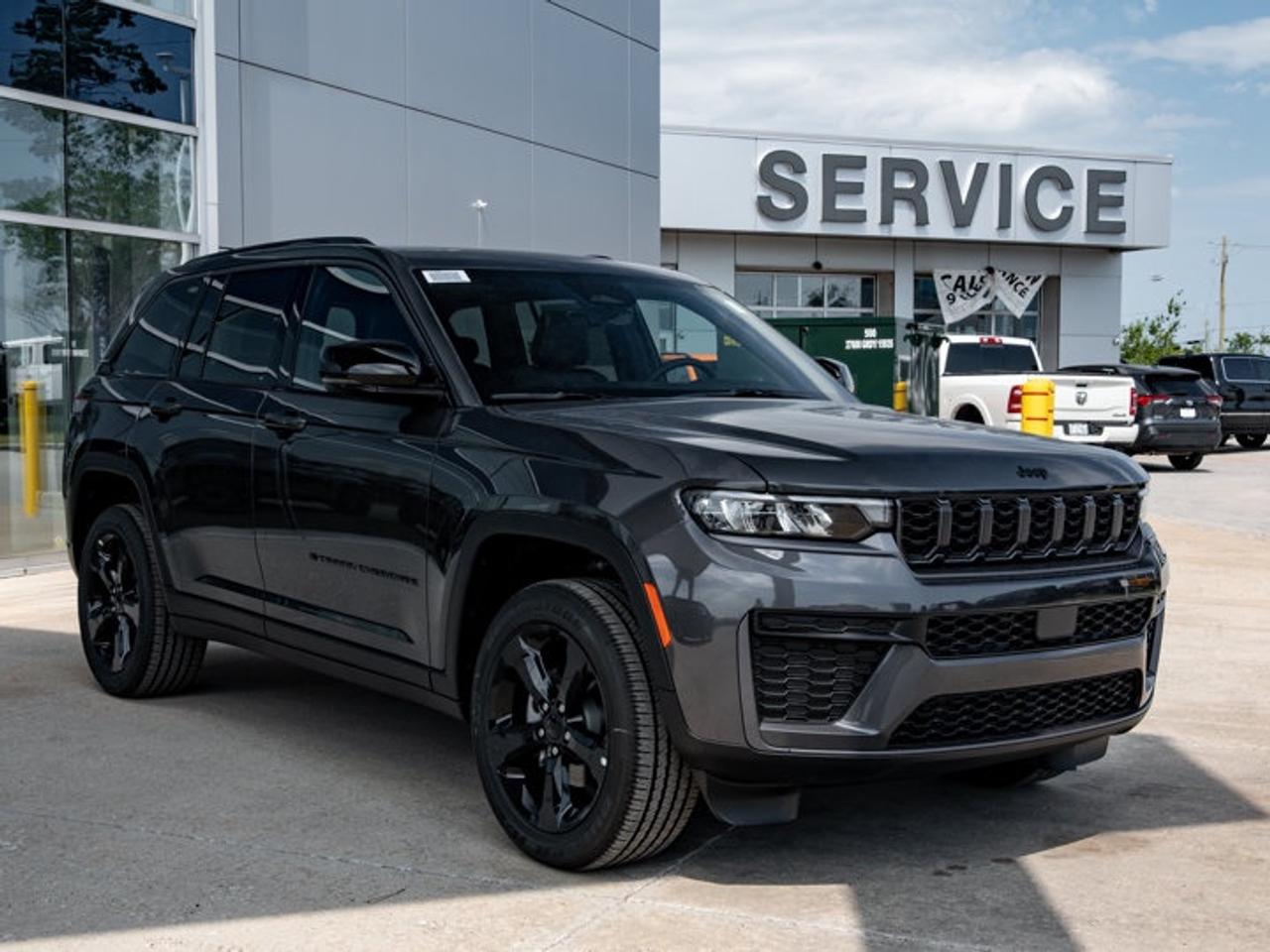 2026 Jeep Grand Cherokee Altitude Photo