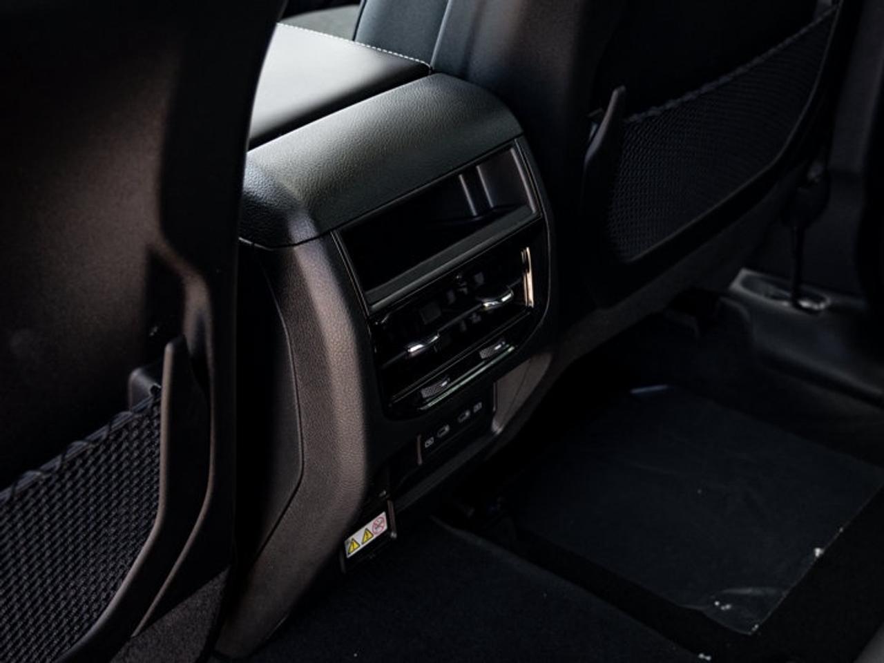 2026 Jeep Grand Cherokee Altitude Photo