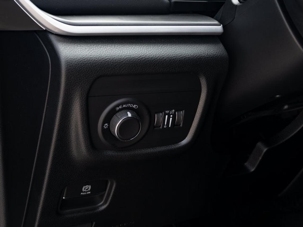 2026 Jeep Grand Cherokee Altitude Photo