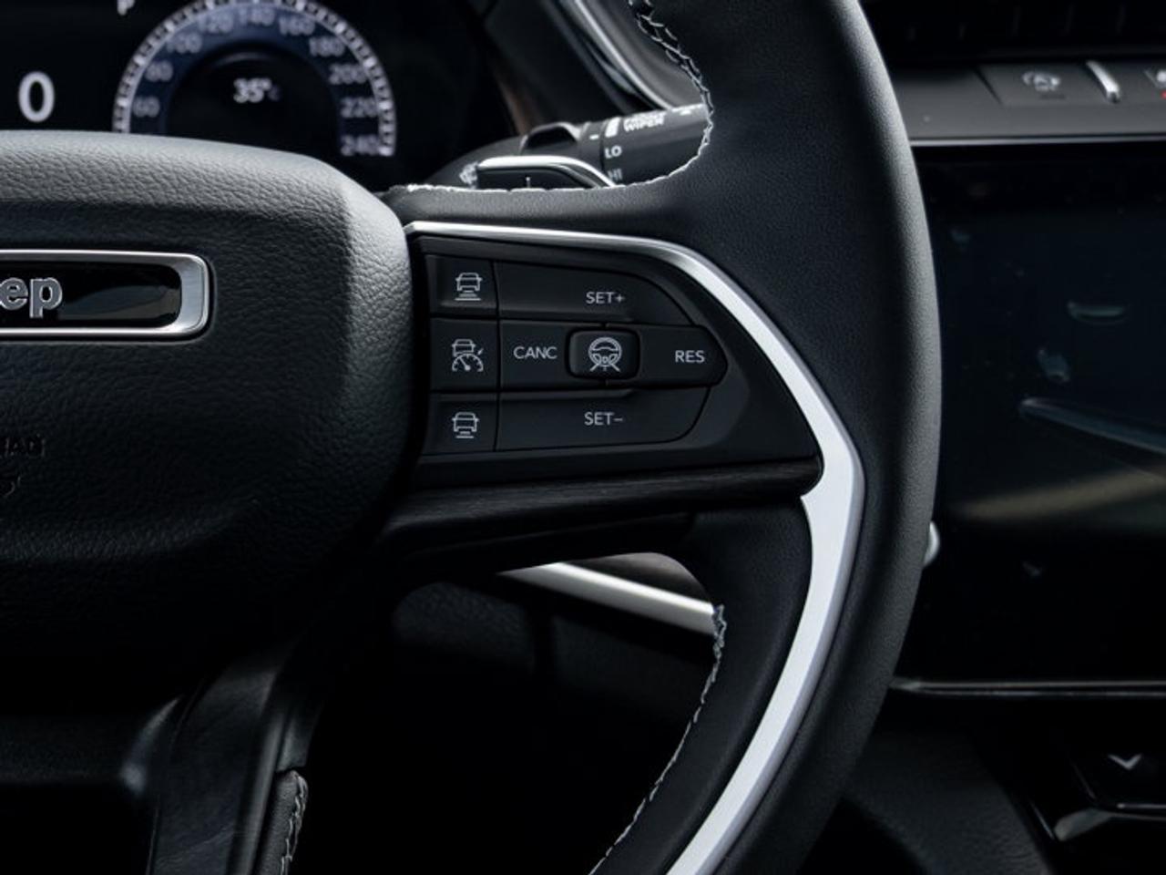 2026 Jeep Grand Cherokee Altitude Photo