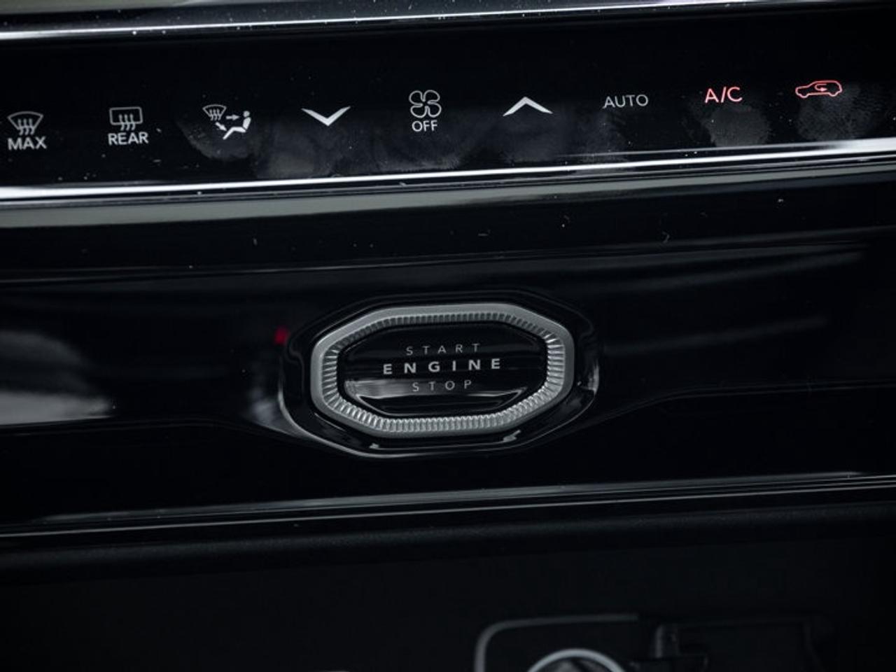 2026 Jeep Grand Cherokee Altitude Photo