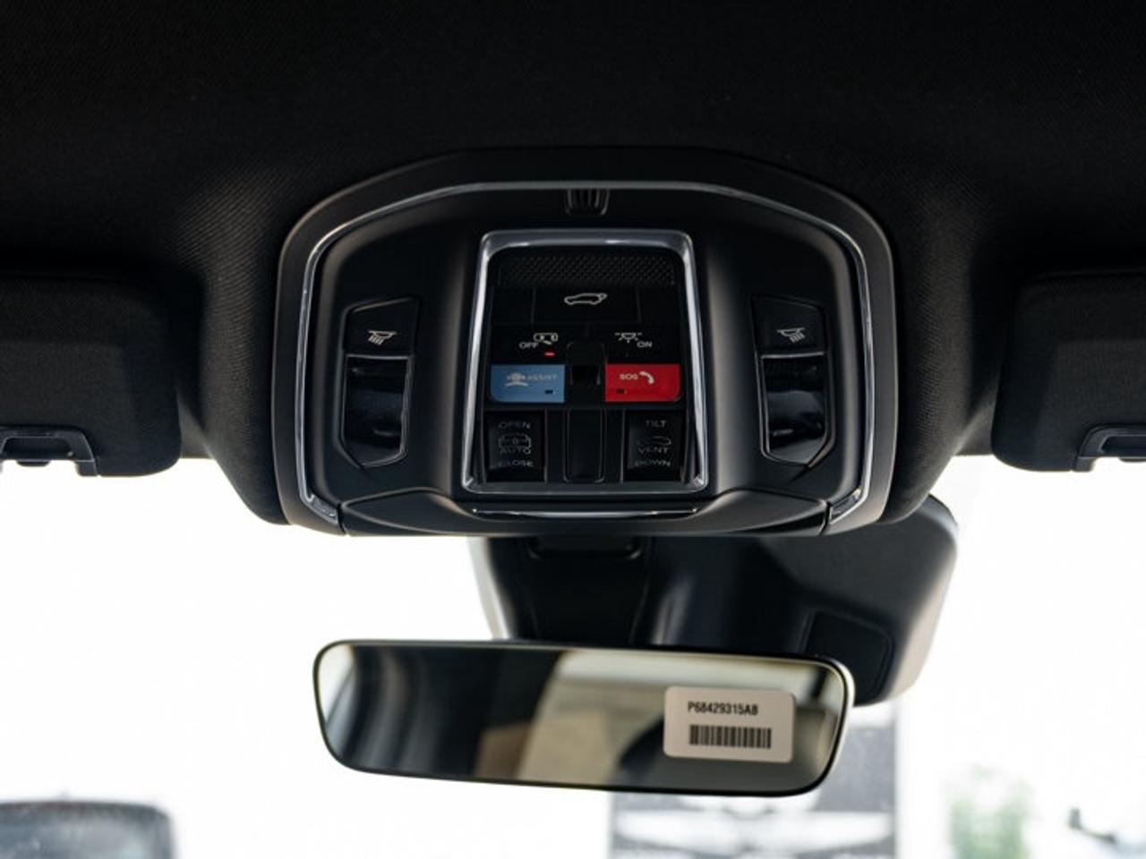 2026 Jeep Grand Cherokee Altitude Photo