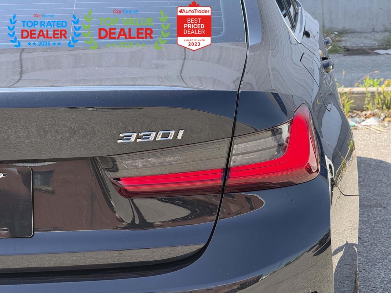 2019 BMW 3 Series //M PKG | BMW SERVICED | PANO | LOADED Photo