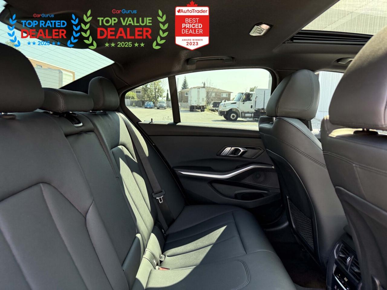 2019 BMW 3 Series //M PKG | BMW SERVICED | PANO | LOADED Photo