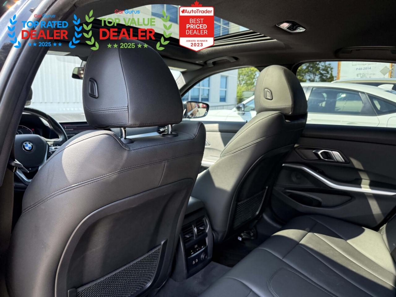 2019 BMW 3 Series //M PKG | BMW SERVICED | PANO | LOADED Photo