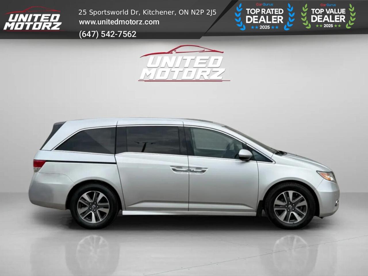 2014 Honda Odyssey 4drWgn Touring w/RES & Navi AUTO FWD 3.5L 6cyl~SAF Photo4