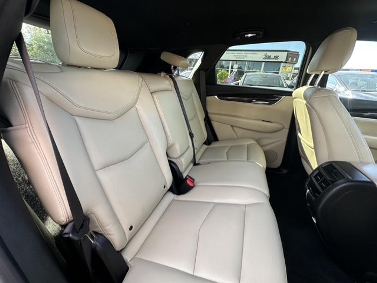 2018 Cadillac XT5 Sport Photo