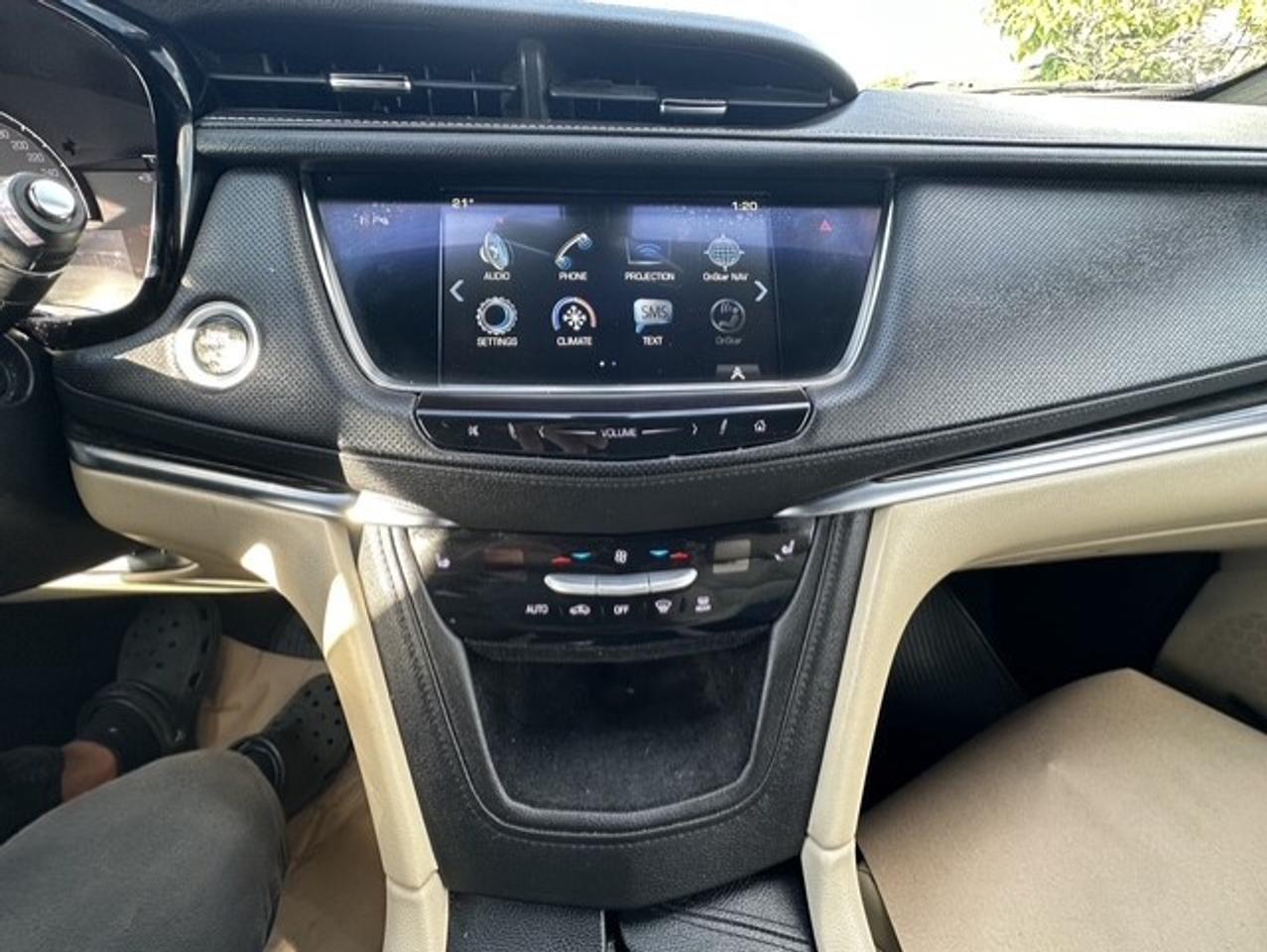 2018 Cadillac XT5 Sport Photo