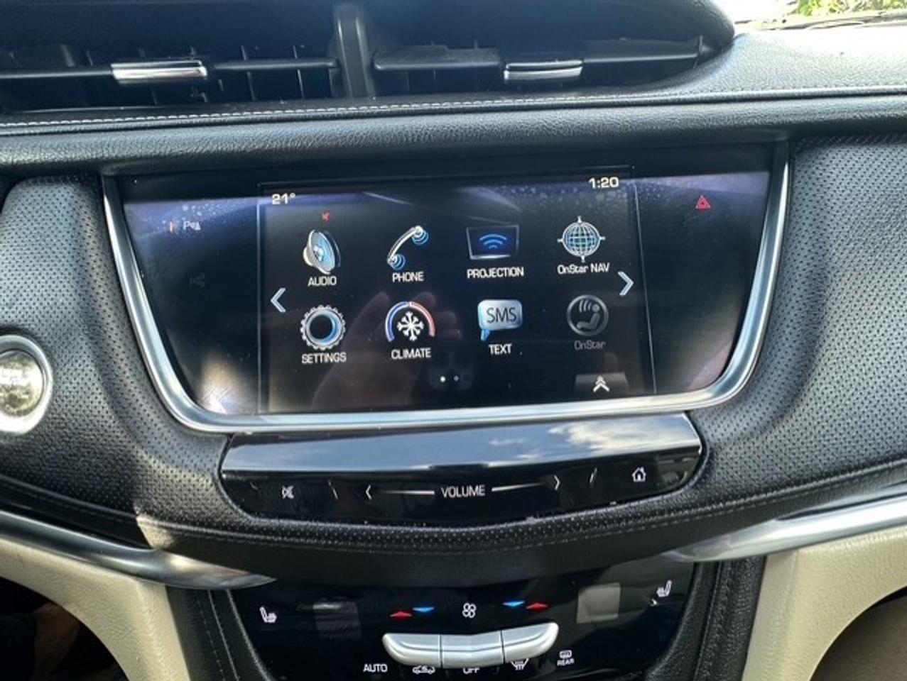 2018 Cadillac XT5 Sport Photo
