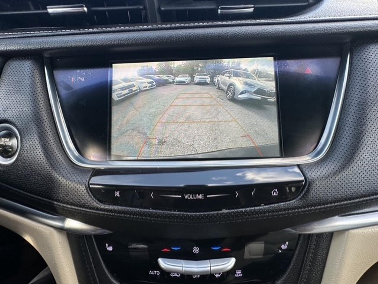 2018 Cadillac XT5 Sport Photo