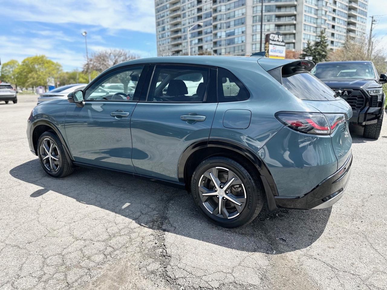 2025 Honda HR-V EX-L Photo