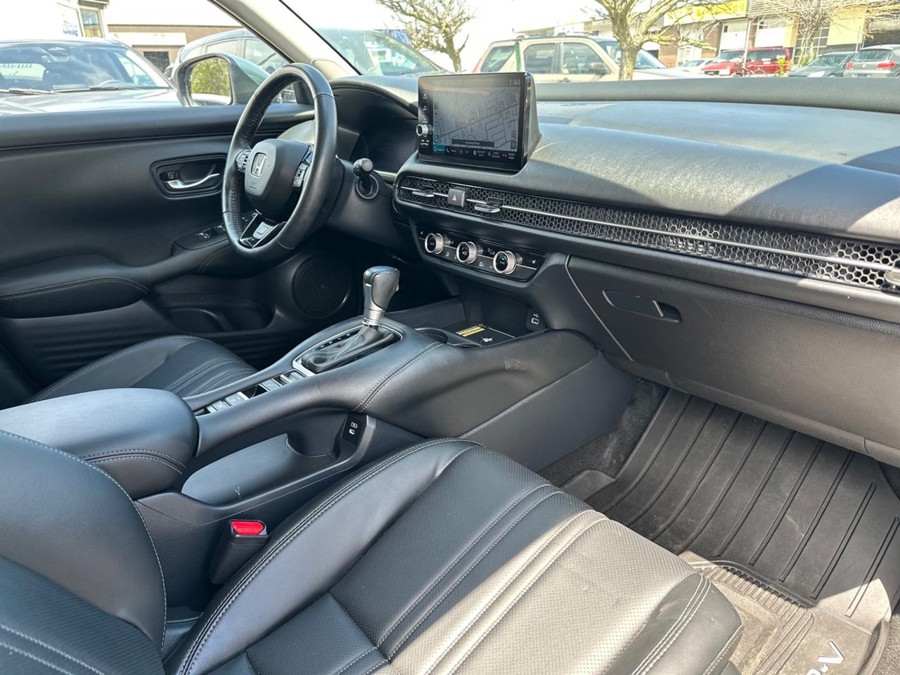 2025 Honda HR-V EX-L Photo