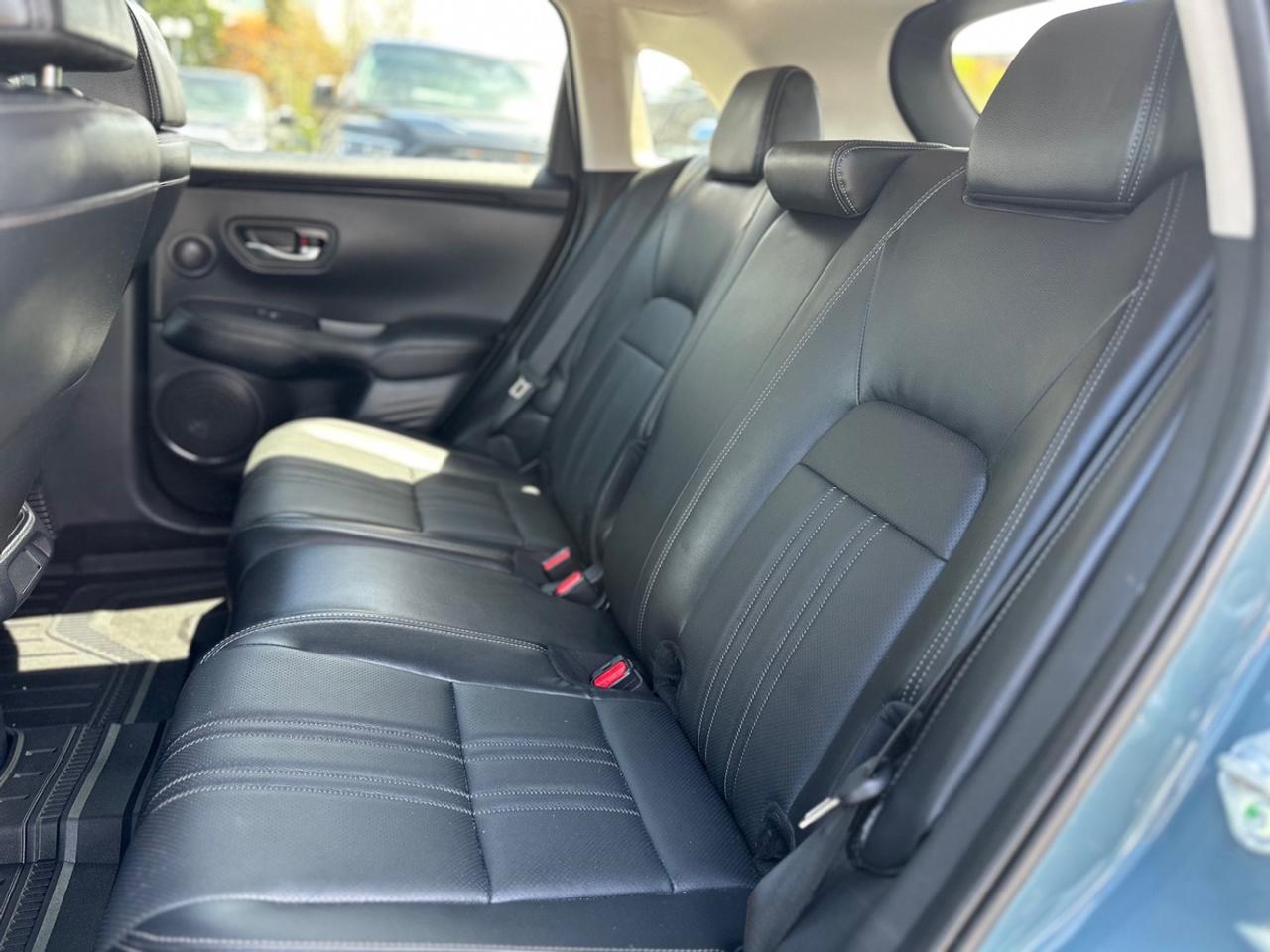 2025 Honda HR-V EX-L Photo