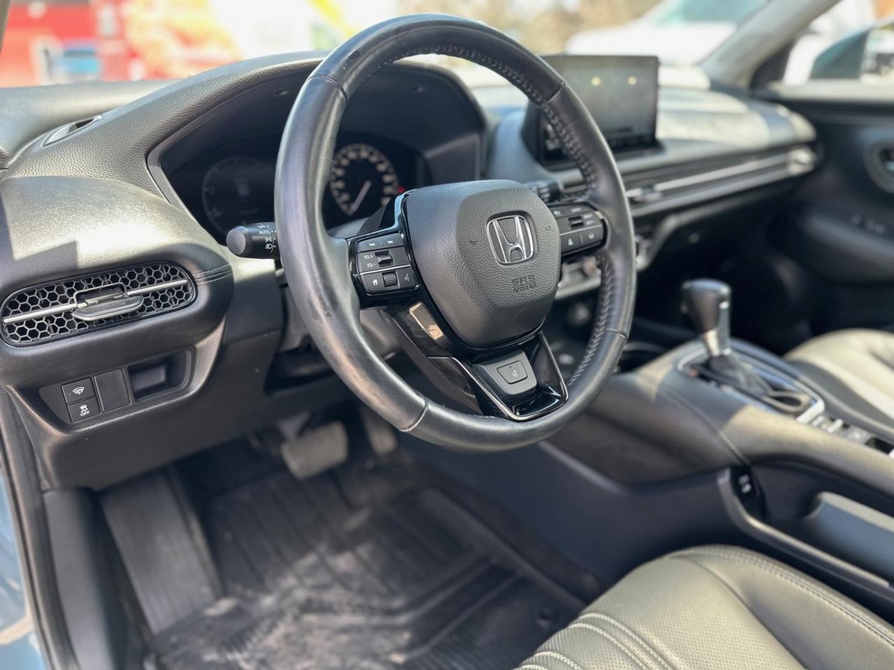 2025 Honda HR-V EX-L Photo