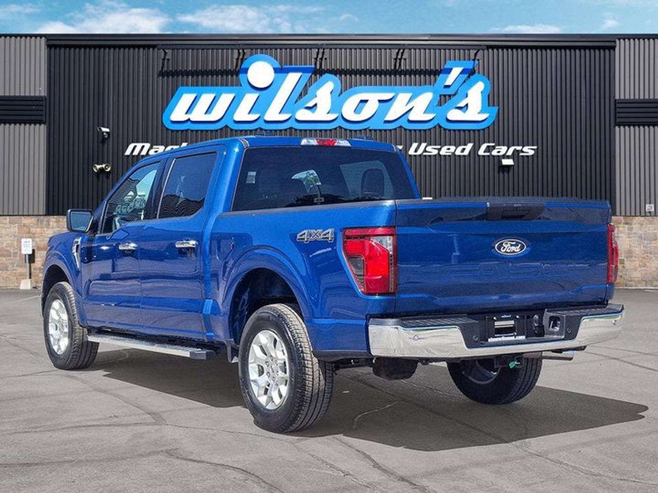 2025 Ford F-150 XLT Crew 4X4 | 5.0L V8 | Power Seat | CarPlay + Android | Rear Camera | and More ! Photo