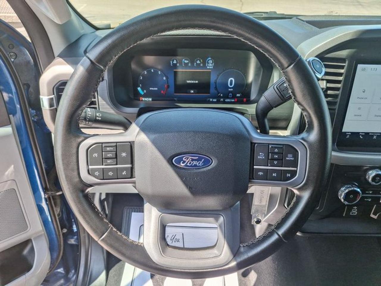 2025 Ford F-150 XLT Crew 4X4 | 5.0L V8 | Power Seat | CarPlay + Android | Rear Camera | and More ! Photo